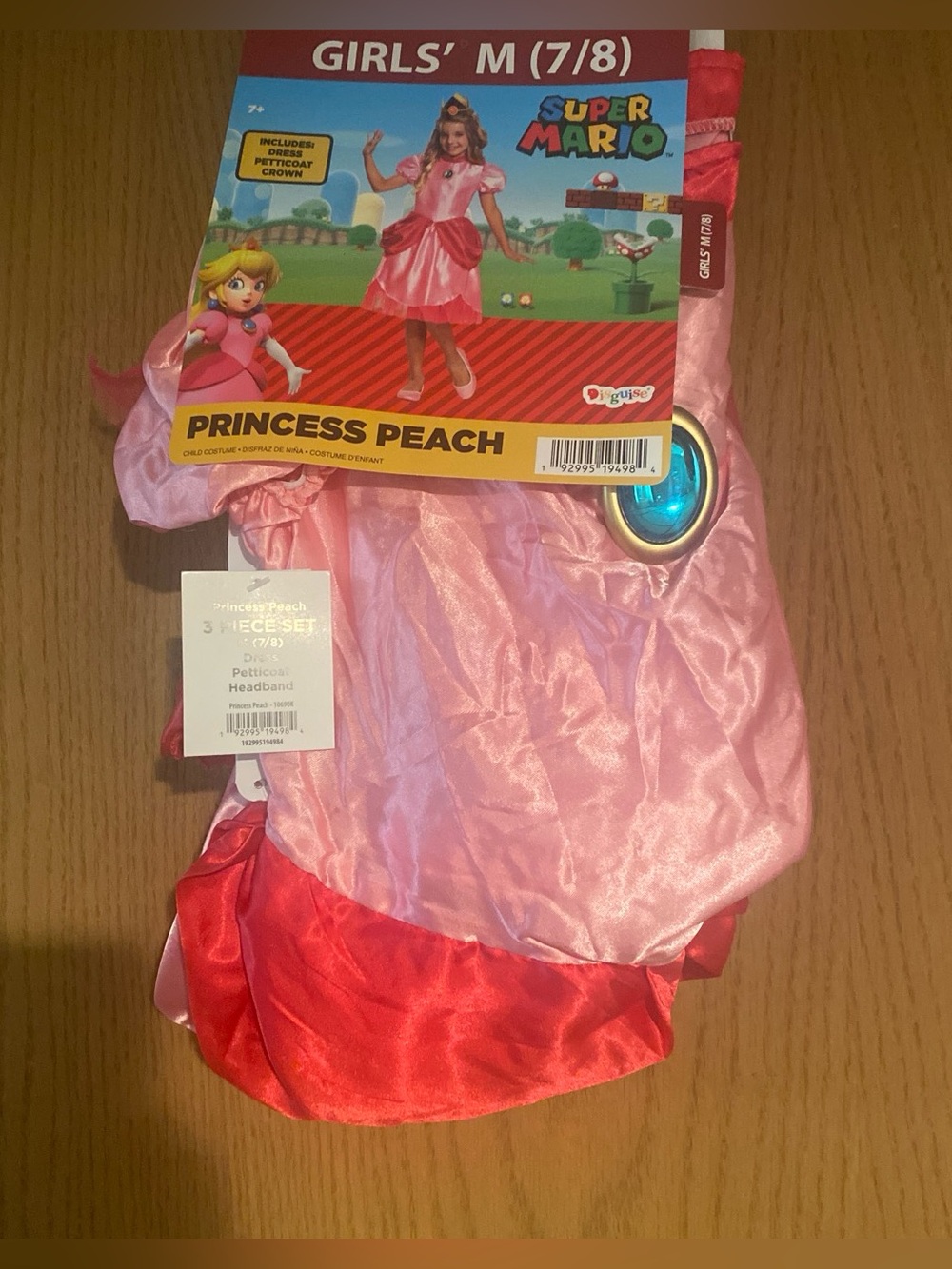 Nintendo Princess Peach Costume in girls M 7/8 NEW
